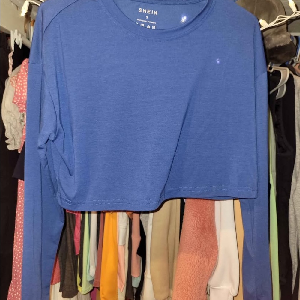 SHEIN Blue Women's Crop Top